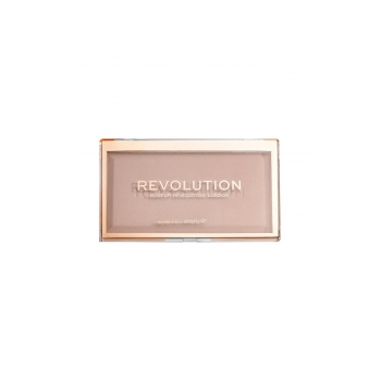 Revolution Matte Base Pudra P3