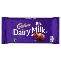 Cadbury Dairy Milk Sütlü Çikolata 200g